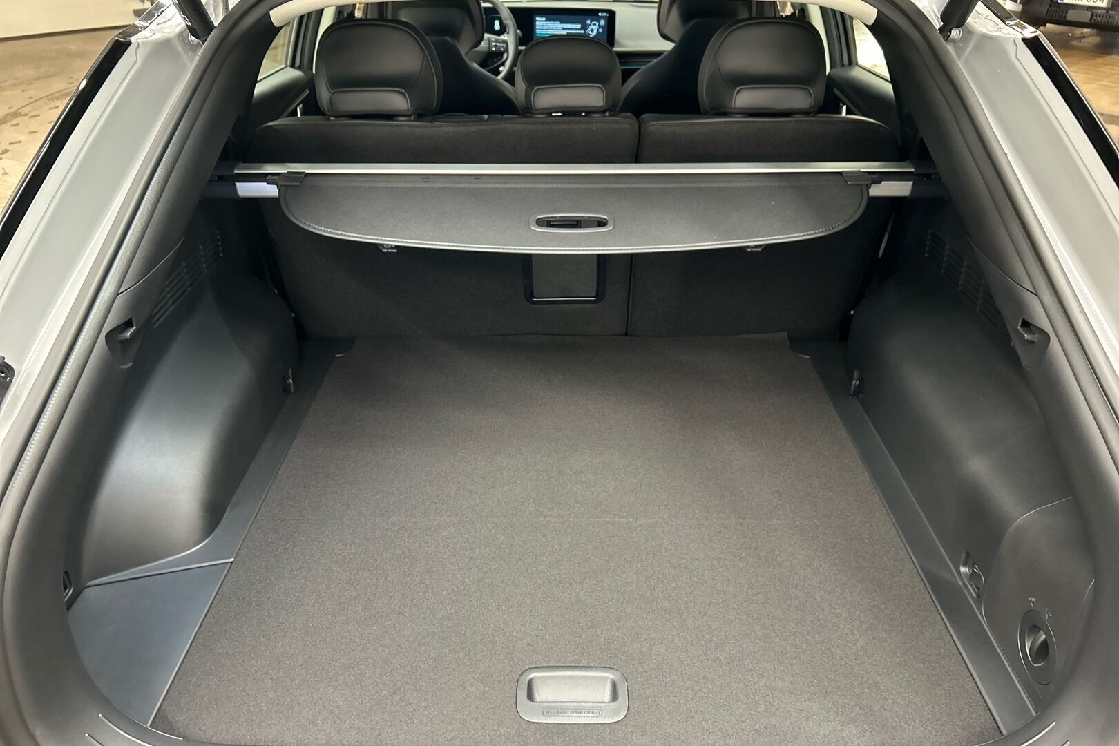 KIA EV6 iso kuva 9