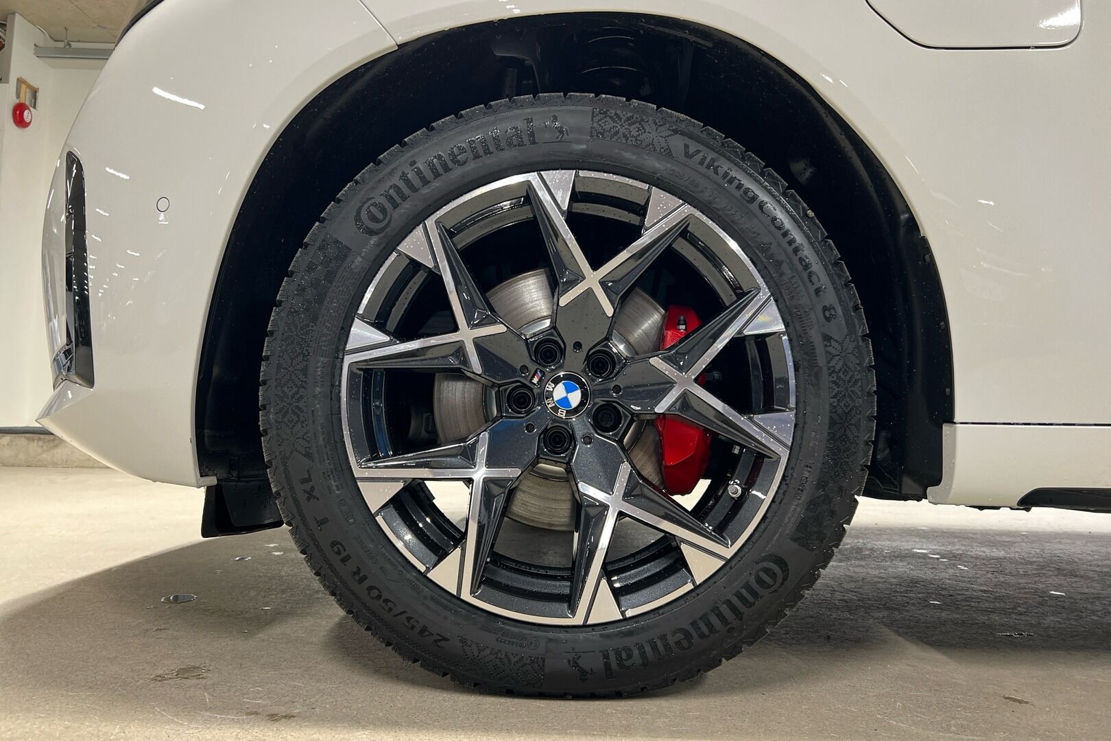 BMW X3 iso kuva 16
