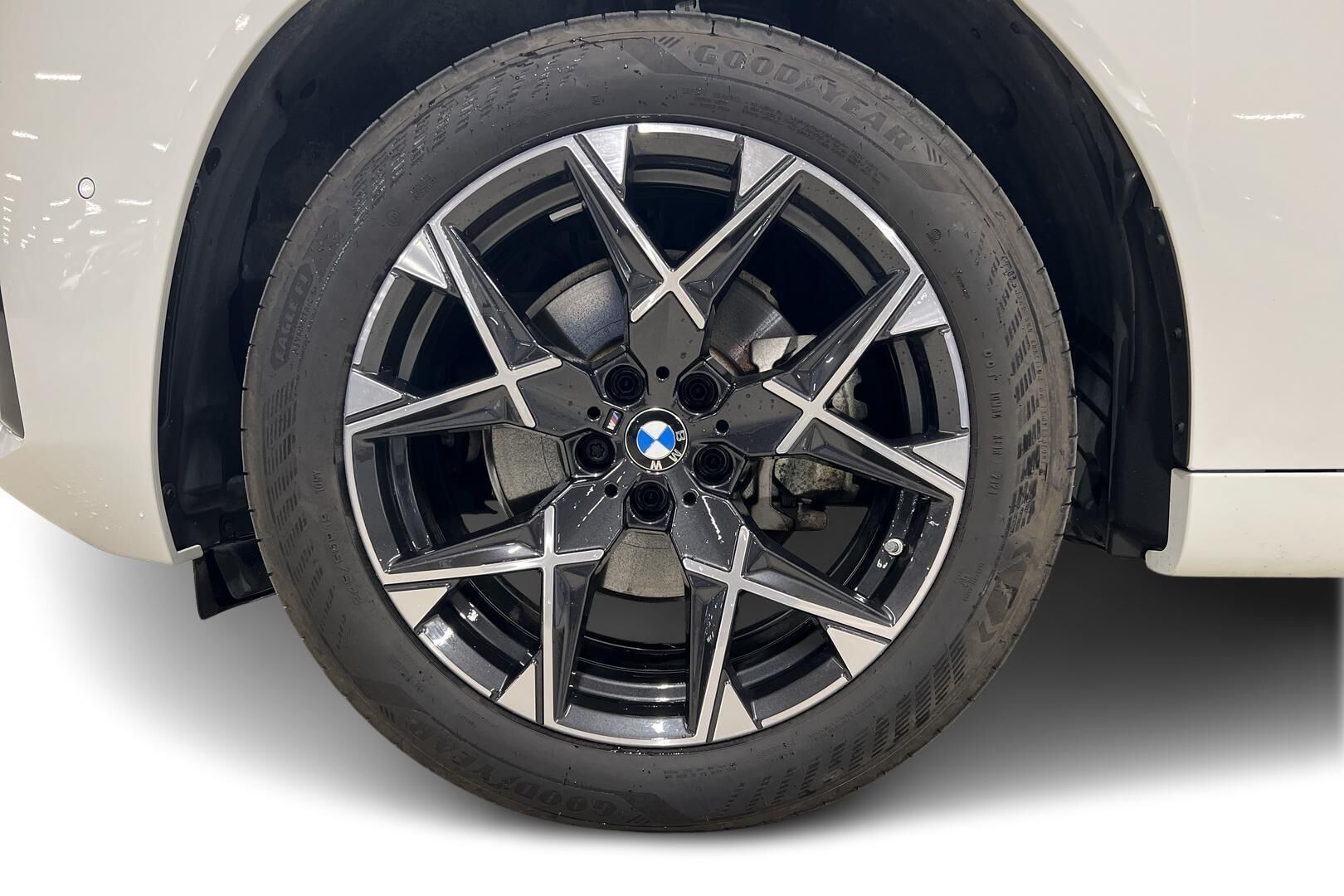 BMW X3 iso kuva 12