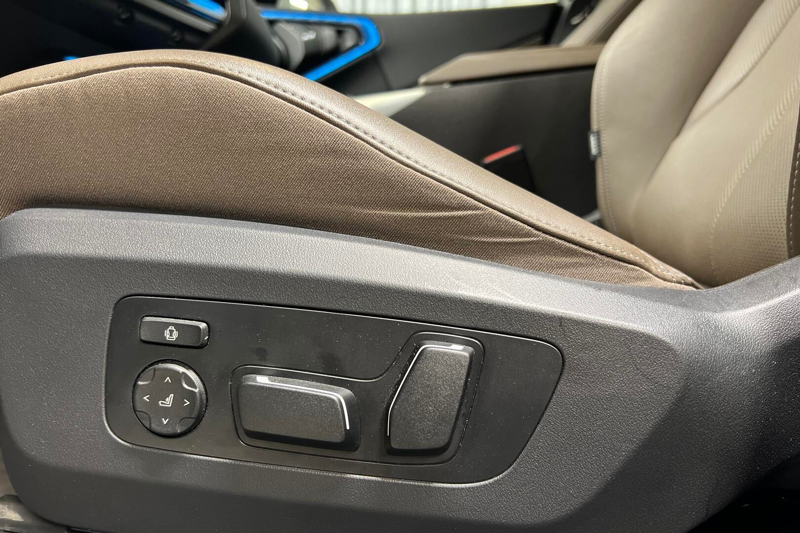 BMW X3 iso kuva 13