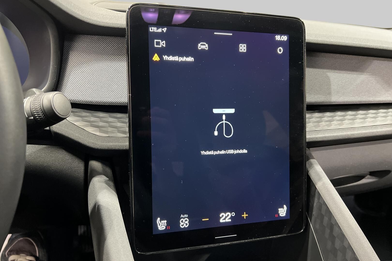 Polestar 2 iso kuva 17