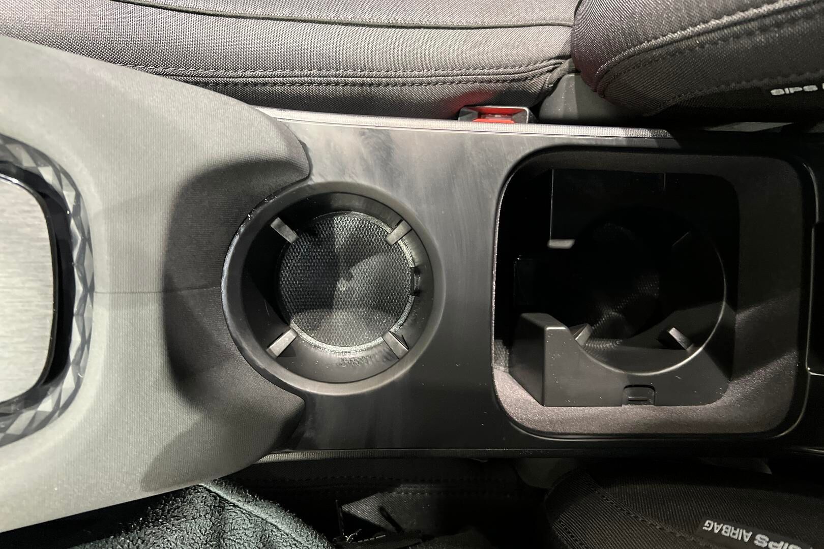 Polestar 2 iso kuva 25