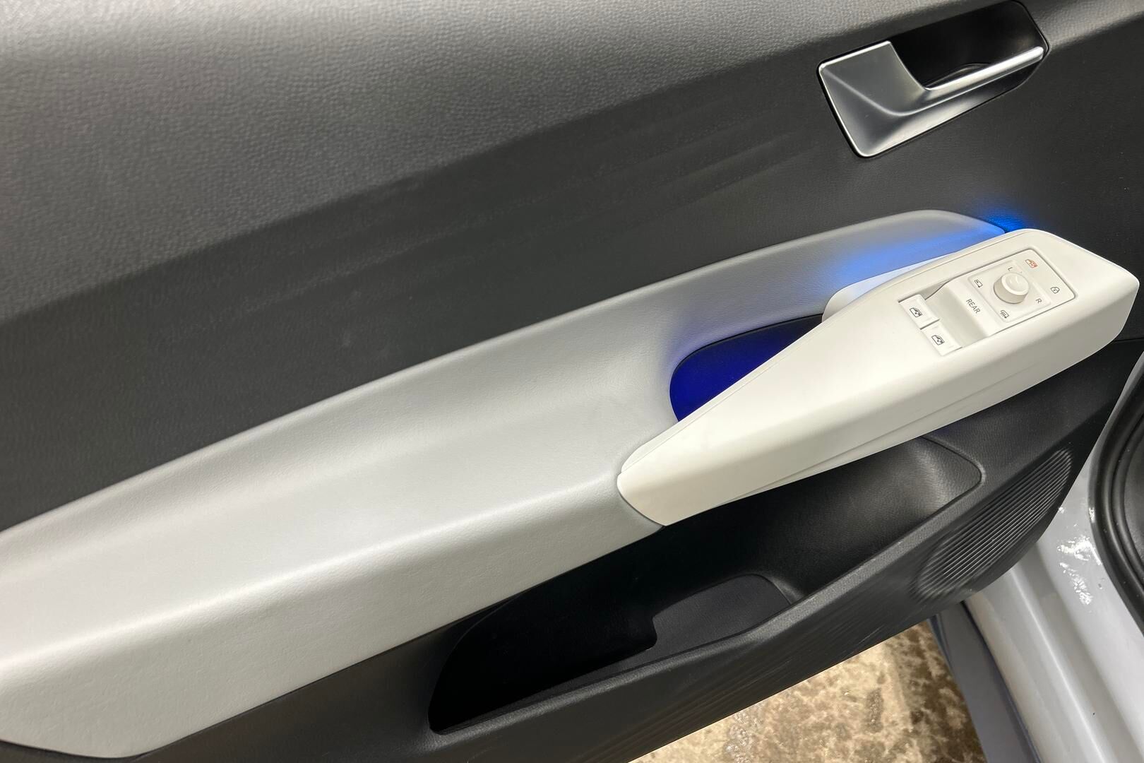 VOLKSWAGEN ID.3 iso kuva 23