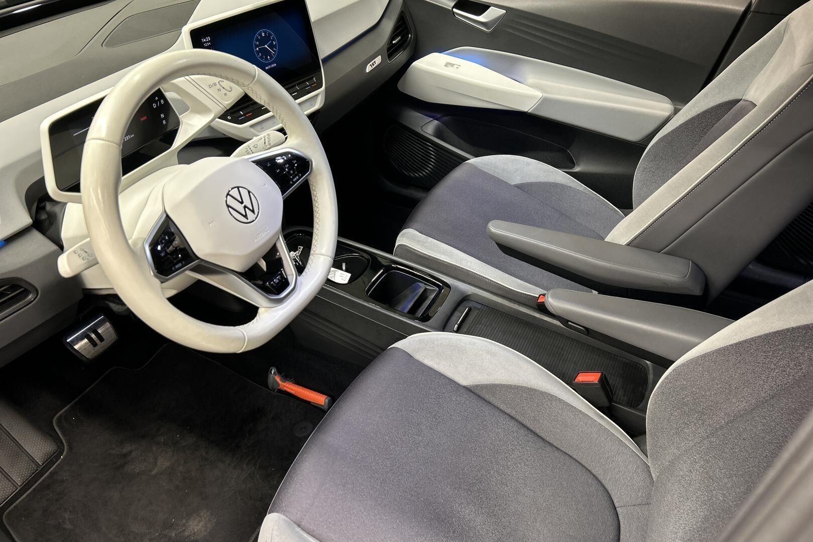 VOLKSWAGEN ID.3 iso kuva 9