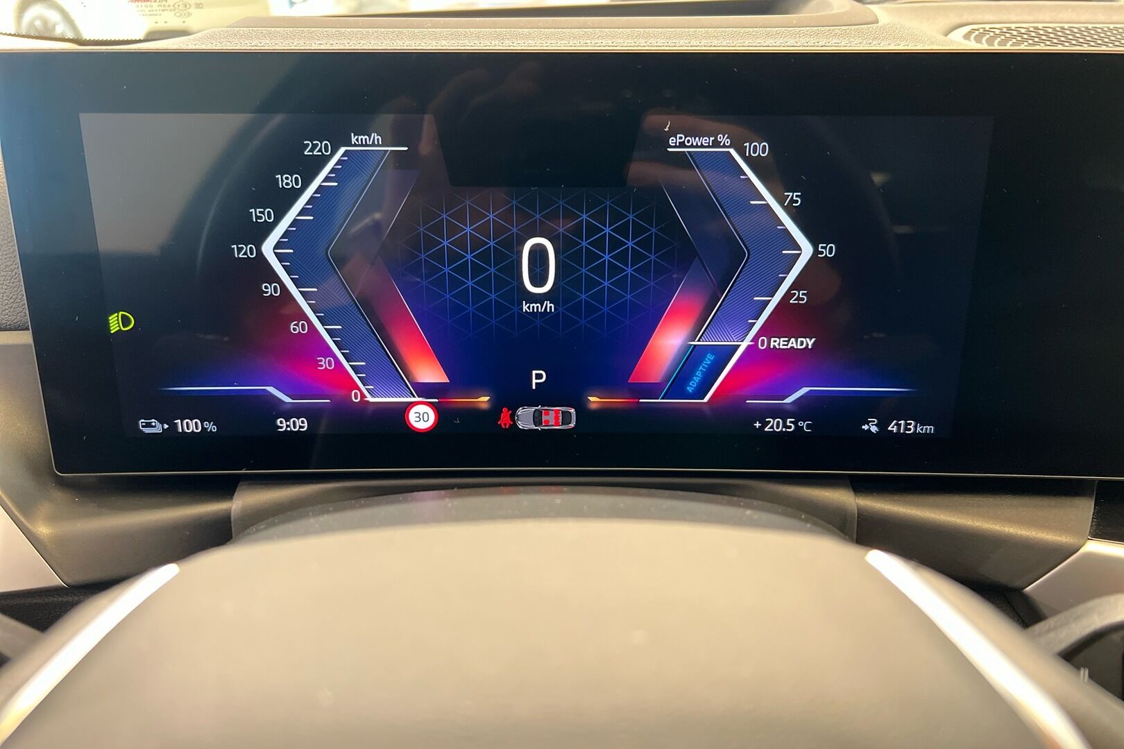 BMW I4 iso kuva 11