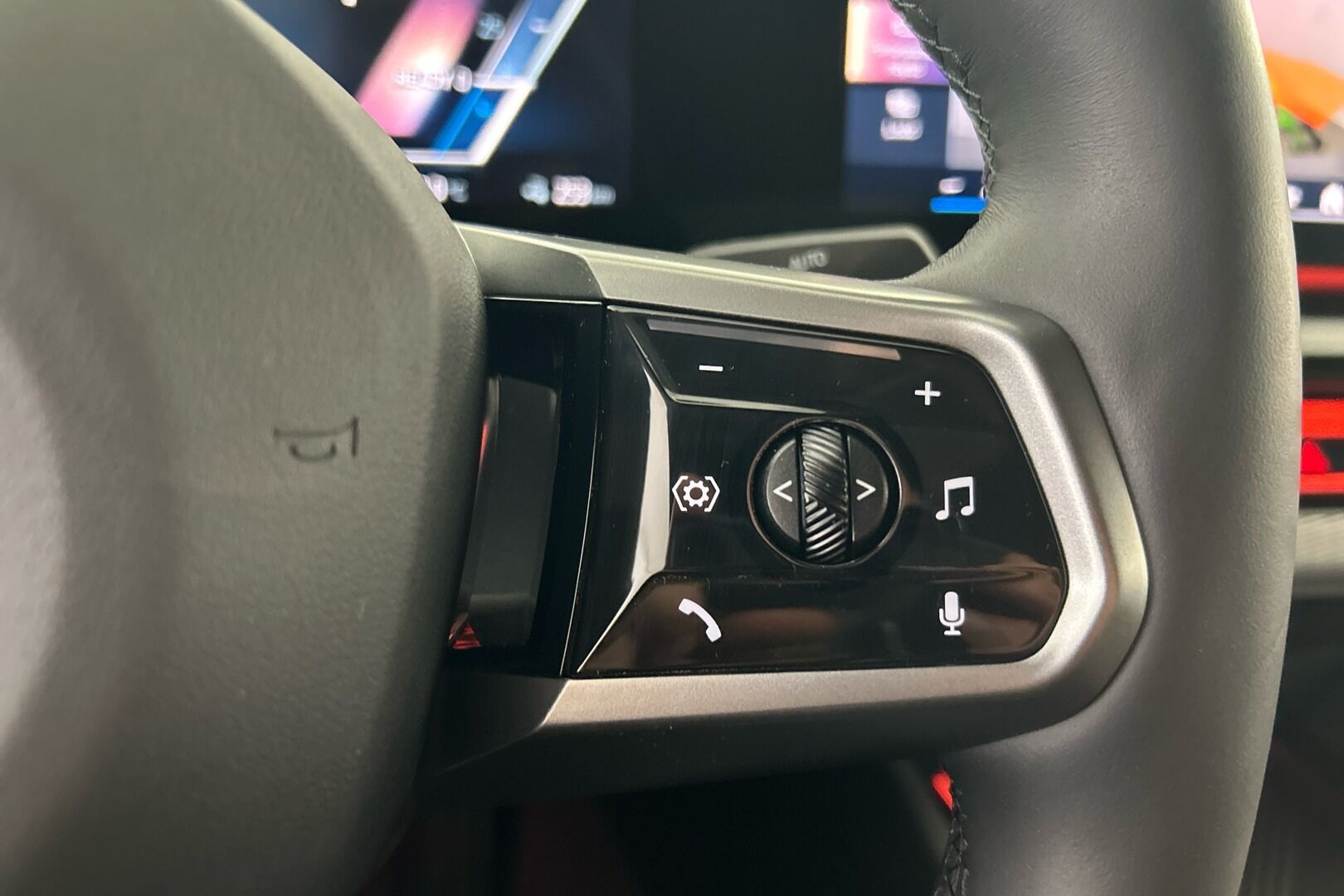 BMW i5 iso kuva 21
