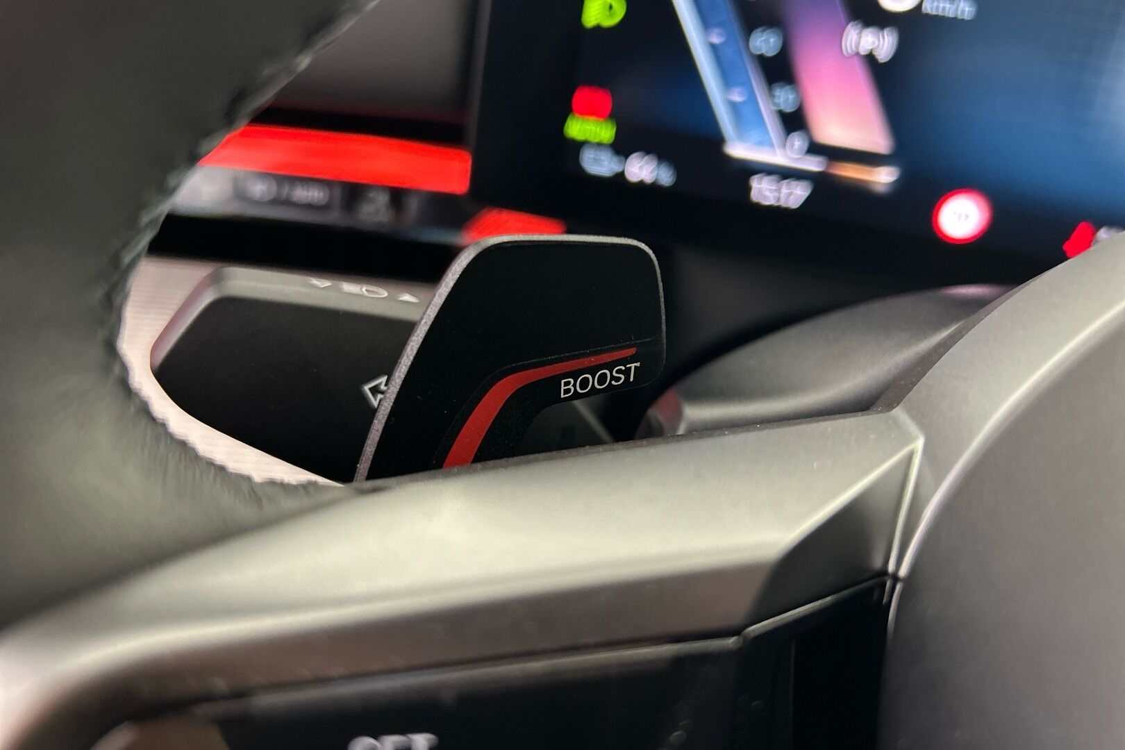 BMW i5 iso kuva 22