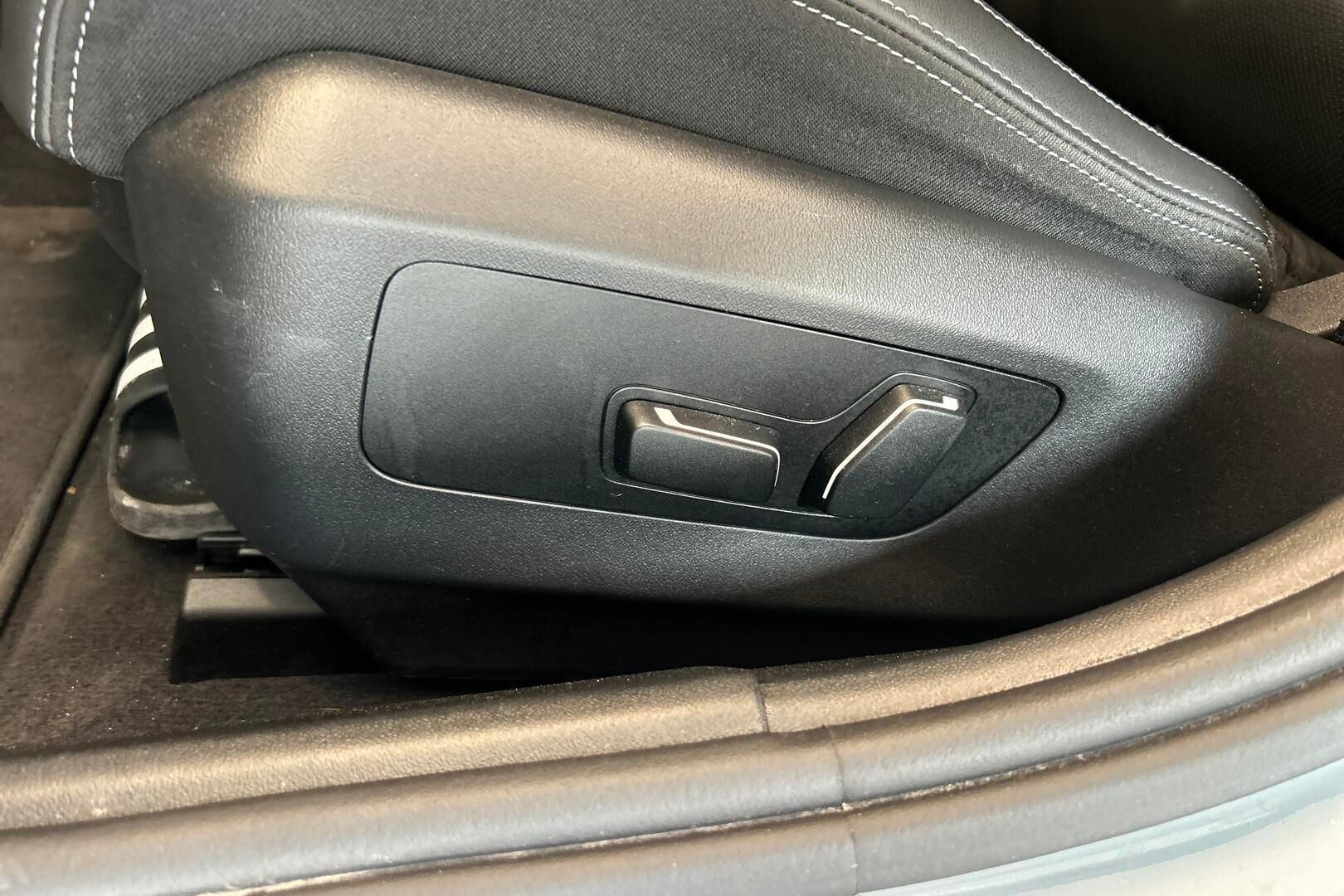 BMW i5 iso kuva 28