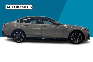 BMW i5 esikatselu 3