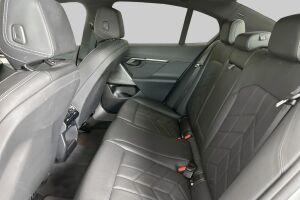 BMW i5 esikatselu 9