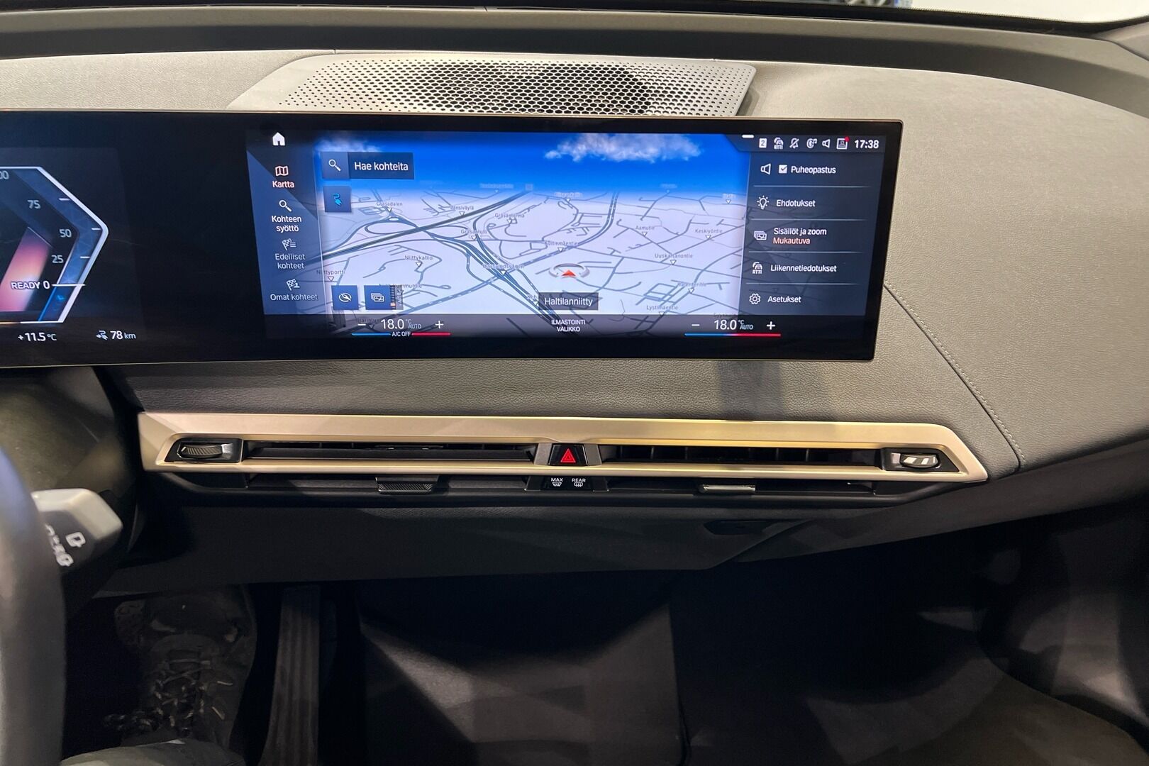 BMW IX iso kuva 12