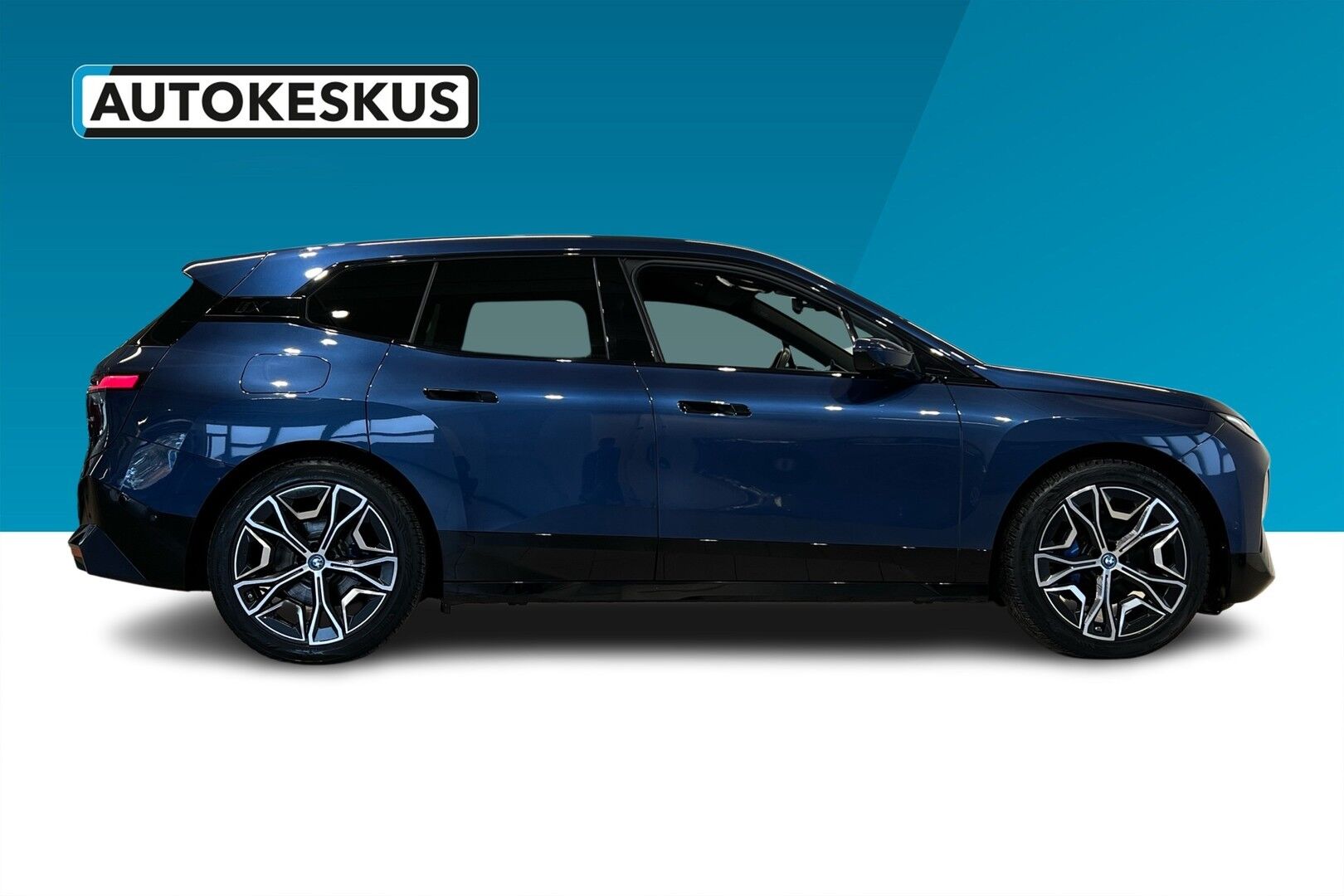 BMW IX iso kuva 6