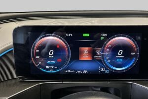 MERCEDES-BENZ EQC esikatselu 28
