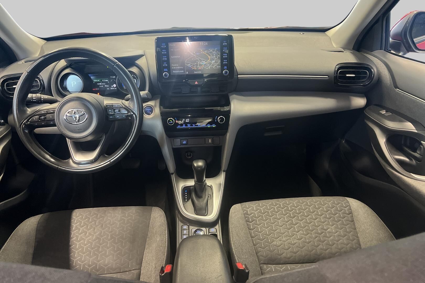TOYOTA YARIS CROSS iso kuva 11