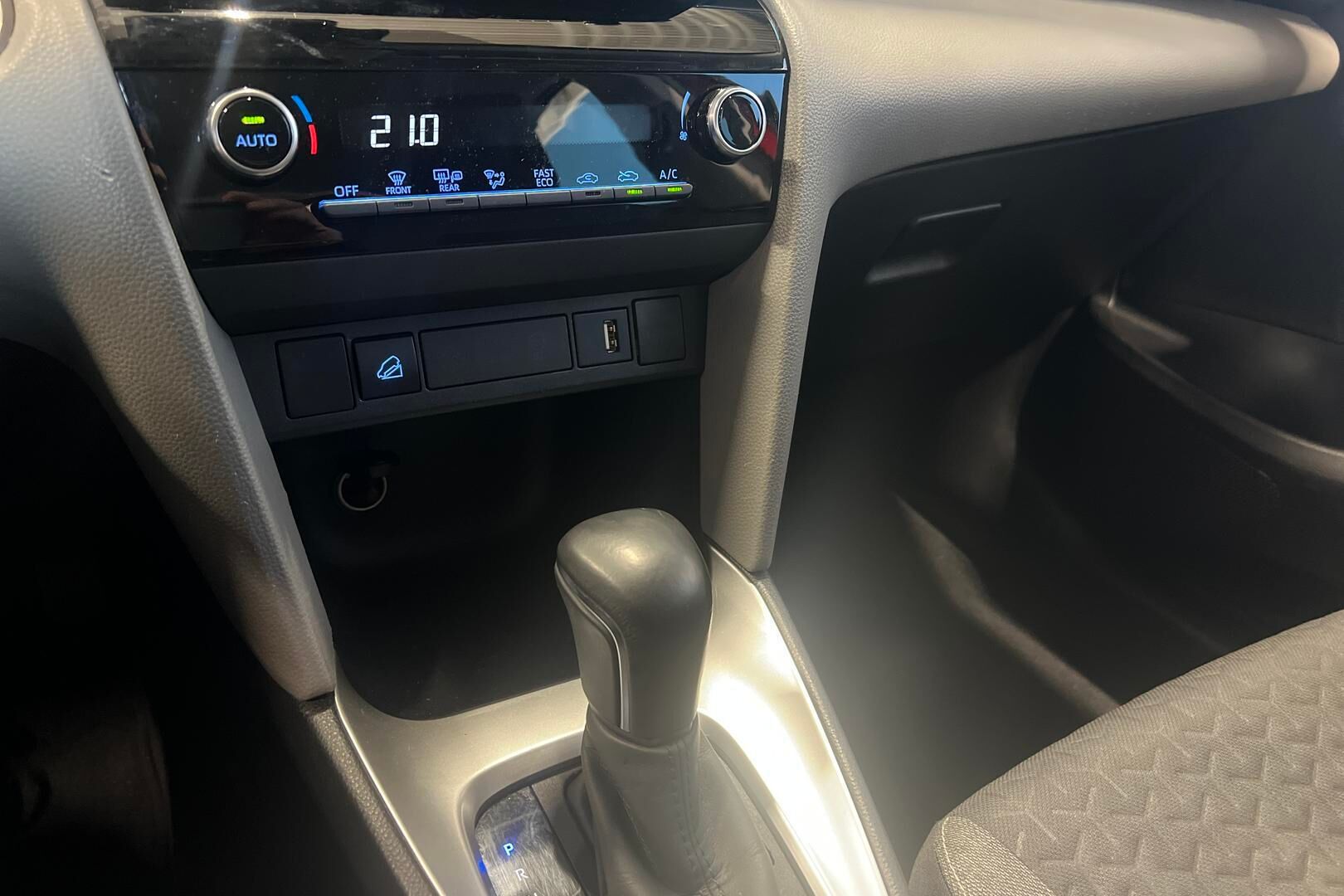 TOYOTA YARIS CROSS iso kuva 20