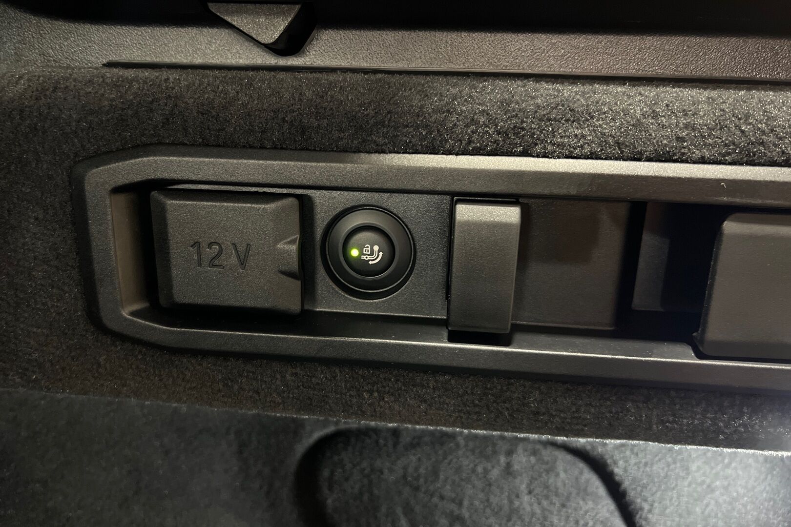 BMW 5-SARJA iso kuva 10
