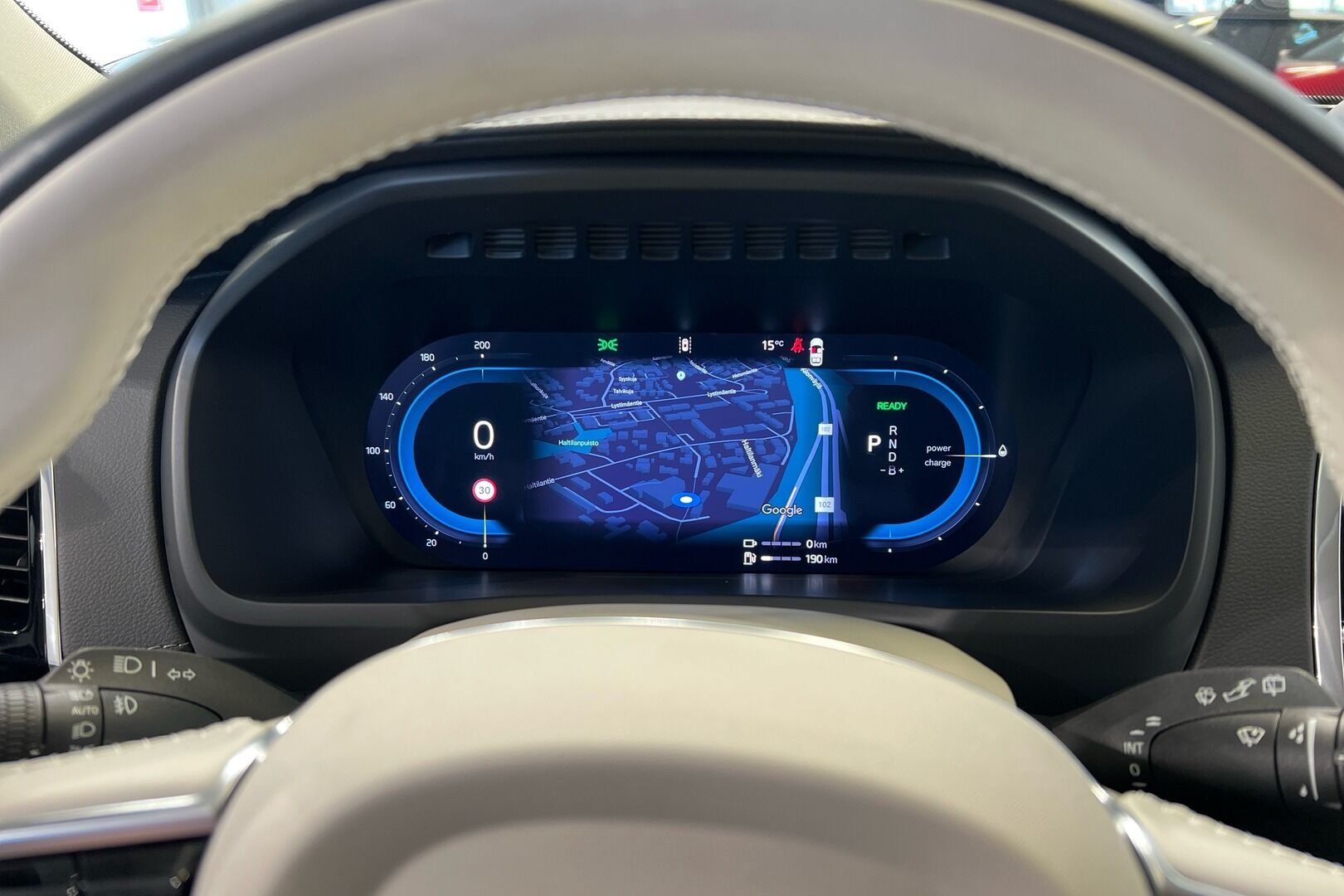 VOLVO XC90 iso kuva 11