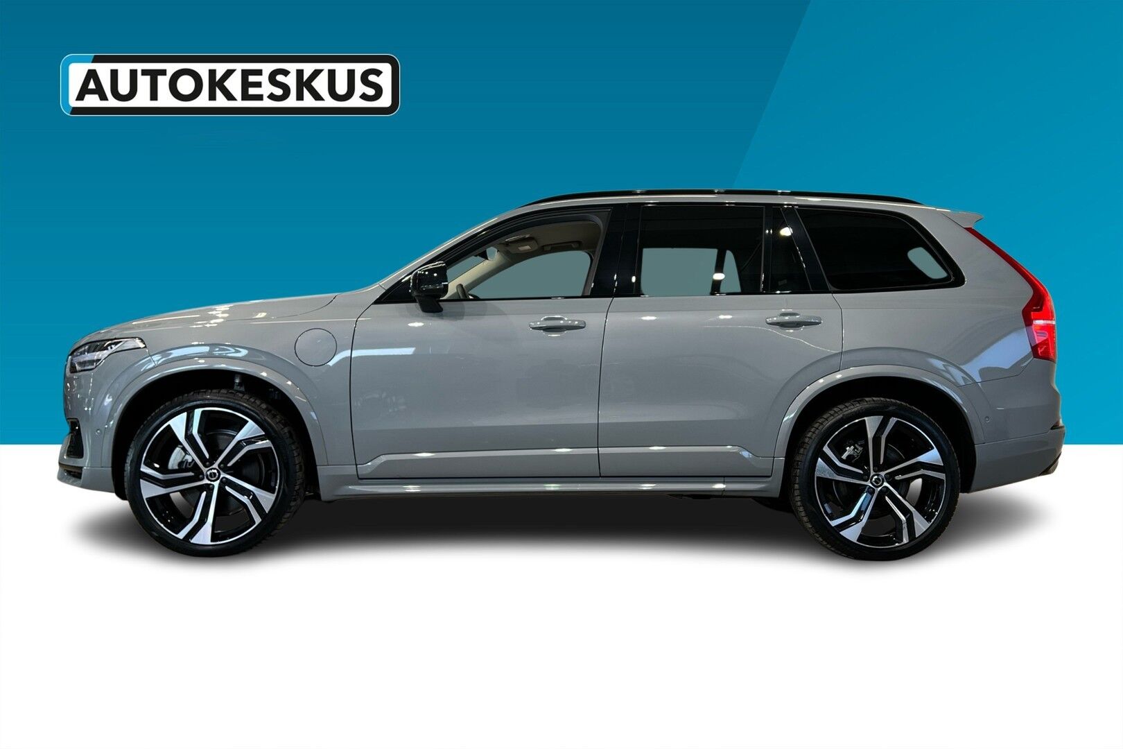 VOLVO XC90 iso kuva 3
