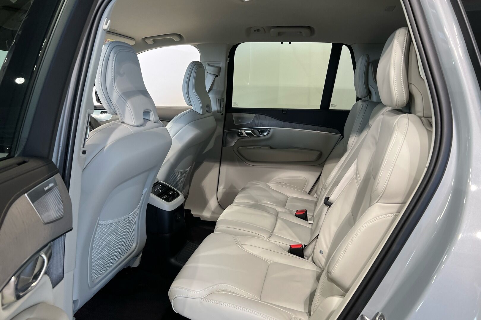 VOLVO XC90 iso kuva 7