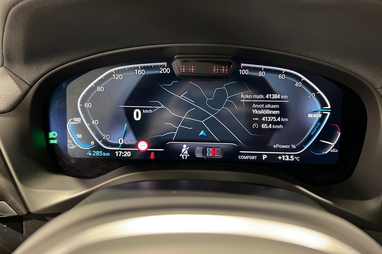 BMW IX3 iso kuva 14