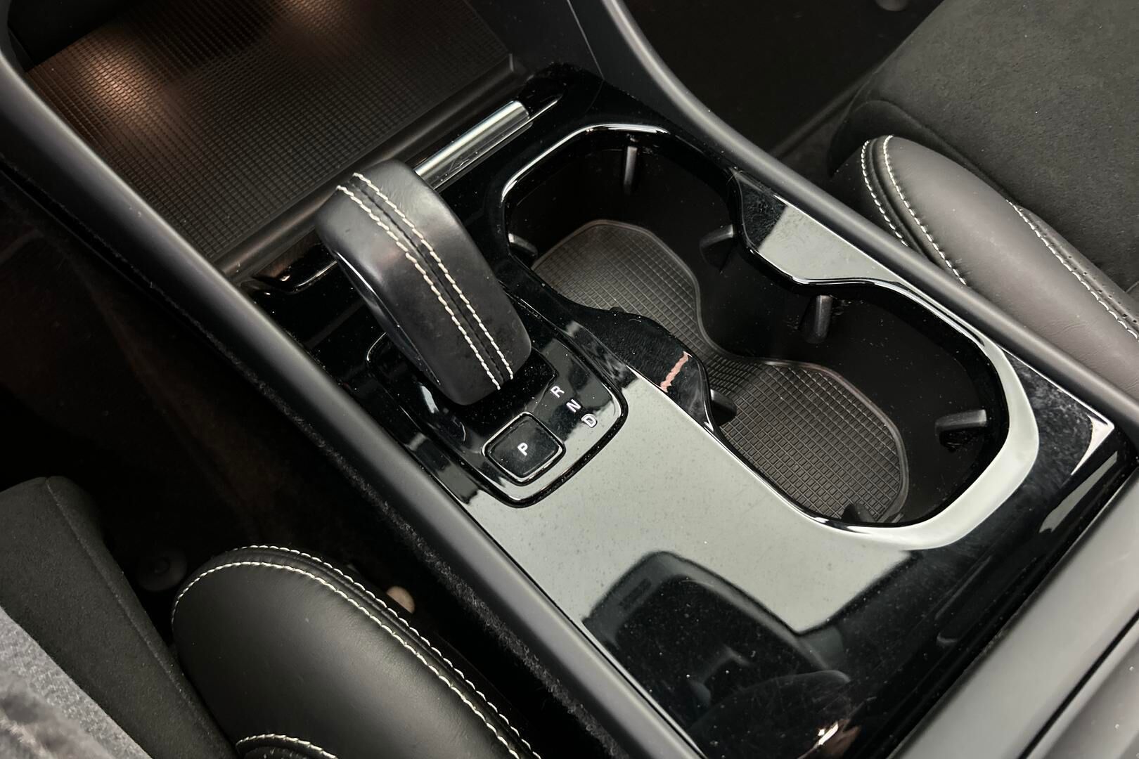 VOLVO XC40 iso kuva 19