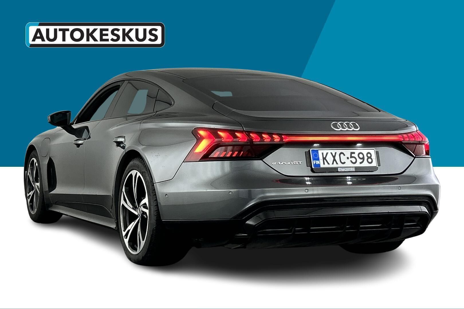 AUDI e-tron GT iso kuva 7