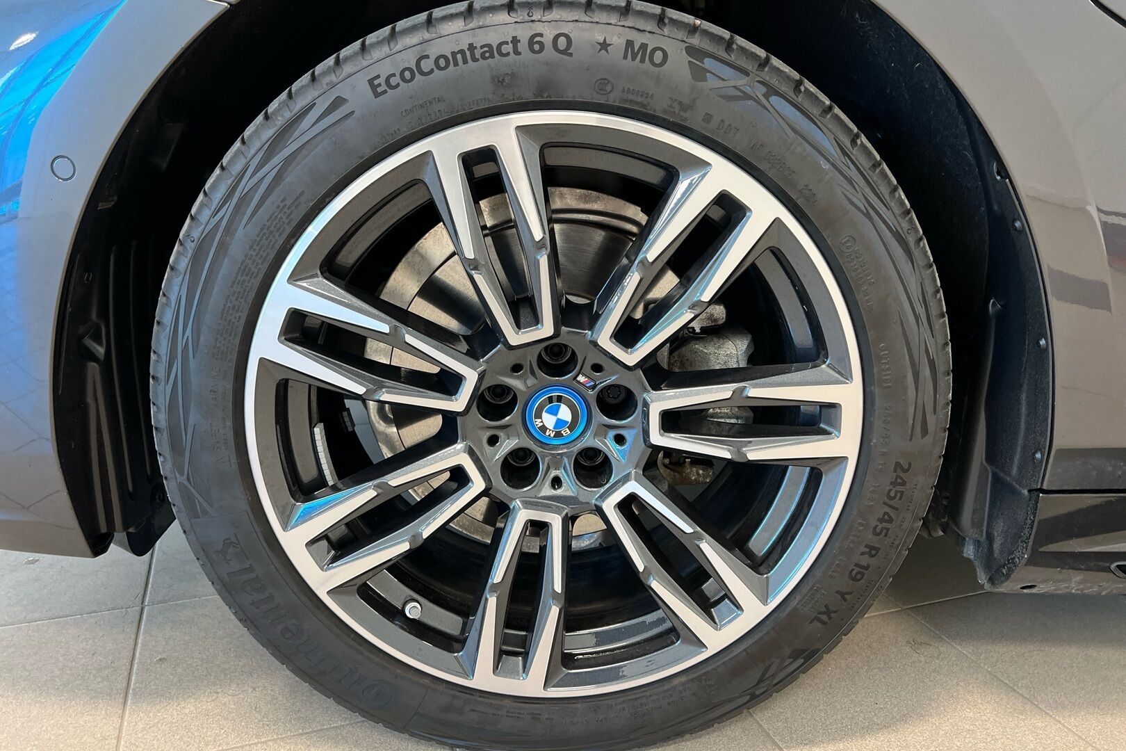 BMW 5-SARJA iso kuva 10