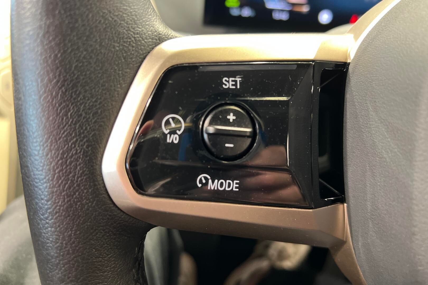 BMW IX iso kuva 14