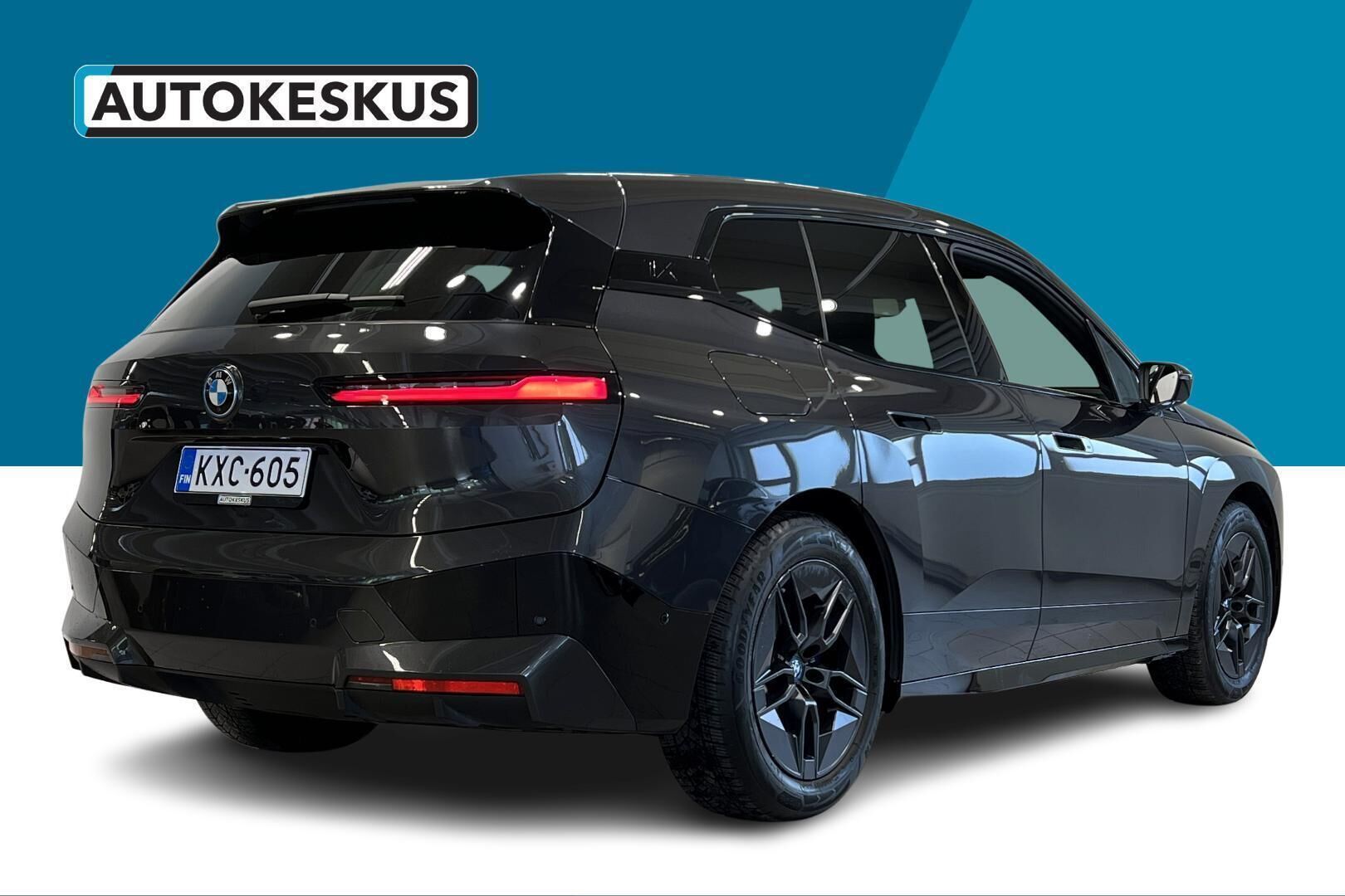 BMW IX iso kuva 2
