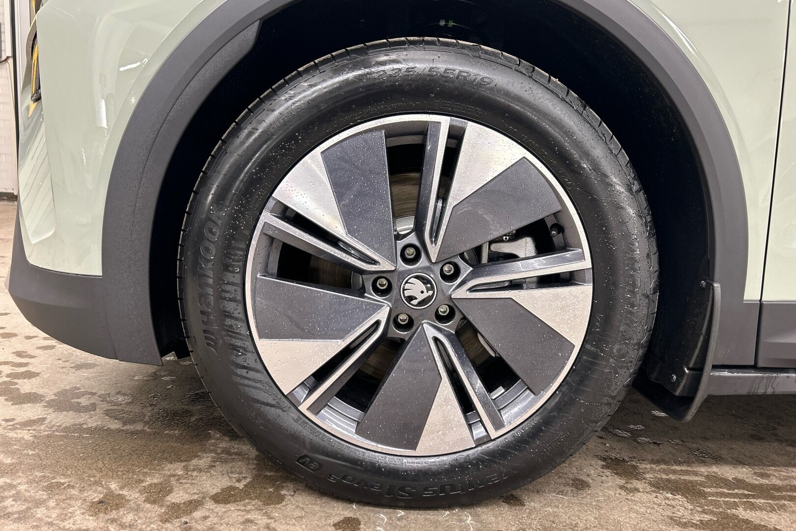 Skoda Elroq iso kuva 10