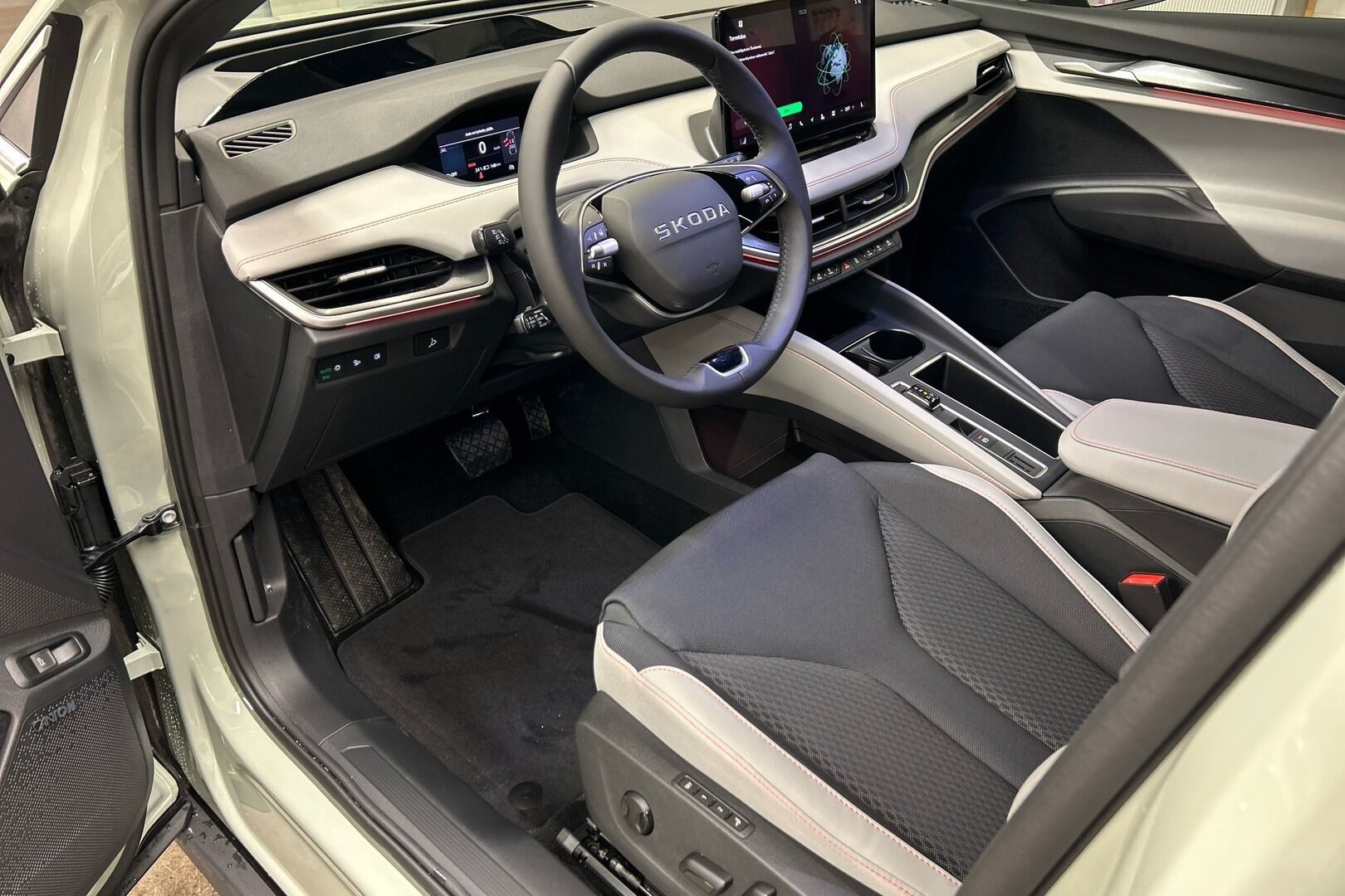 Skoda Elroq iso kuva 7