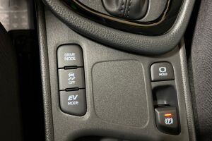 Toyota Yaris esikatselu 14