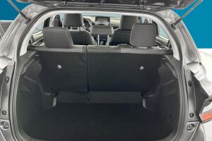 Toyota Yaris esikatselu 11