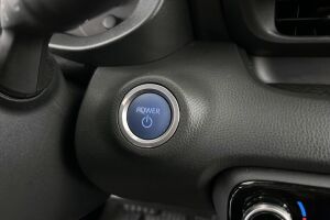 Toyota Yaris esikatselu 18