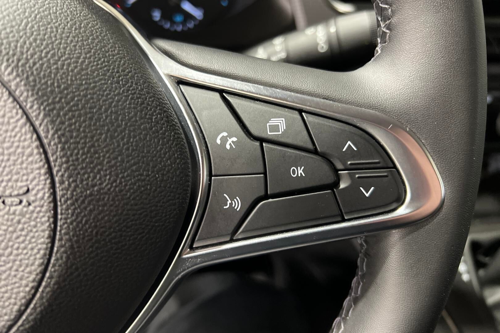 Nissan Townstar iso kuva 18