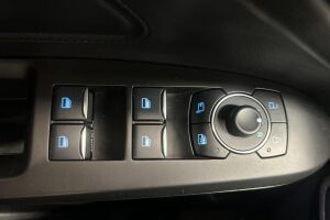 Ford Focus esikatselu 18