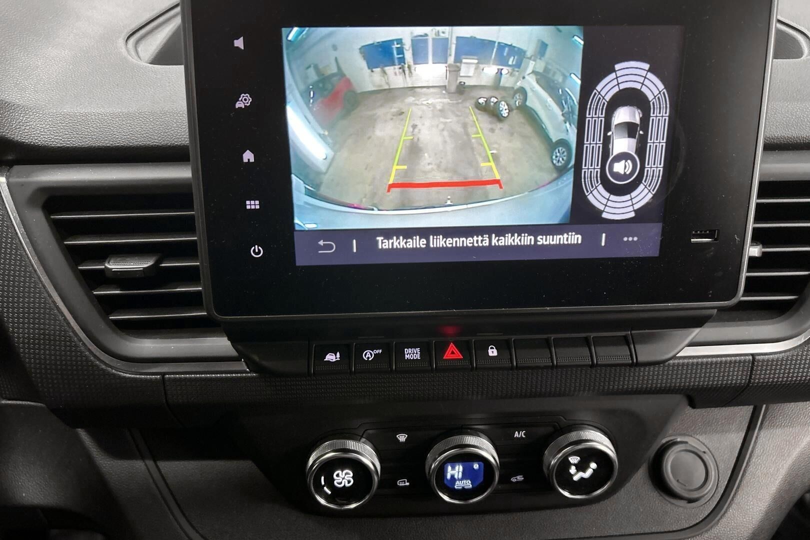 Nissan Primastar iso kuva 16