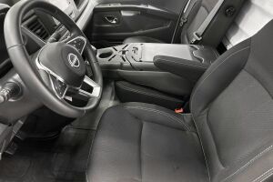 Nissan Primastar esikatselu 8