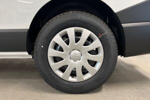 Nissan Primastar esikatselu 10