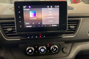 Nissan Primastar esikatselu 15