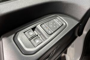 Nissan Primastar esikatselu 19