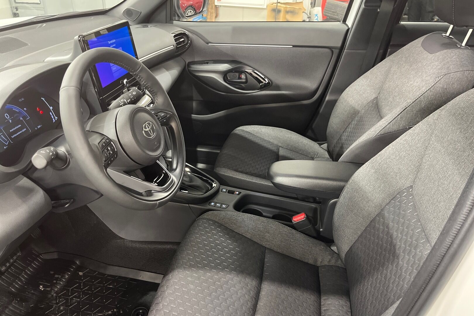 Toyota Yaris Cross iso kuva 5