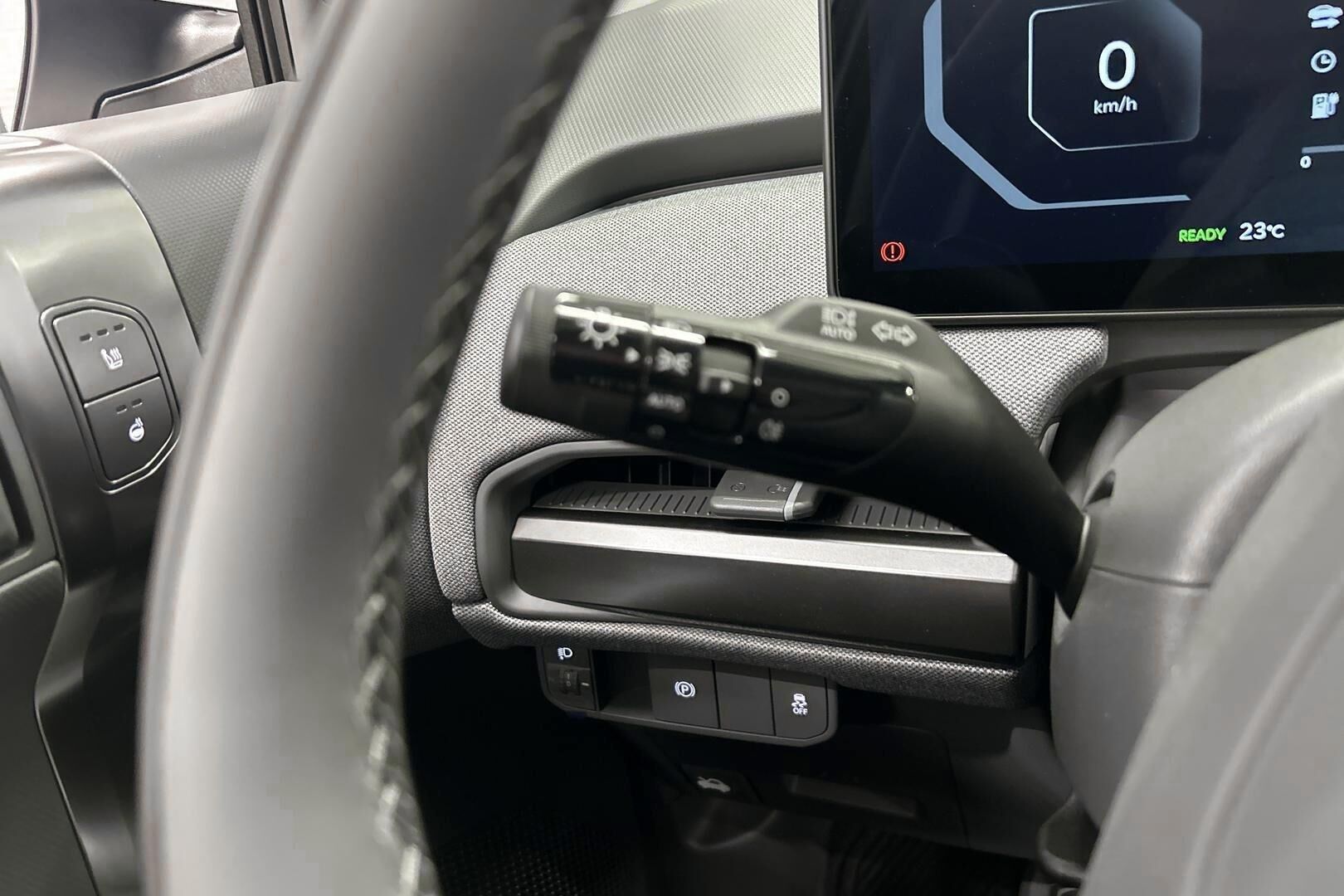 KIA EV3 iso kuva 12
