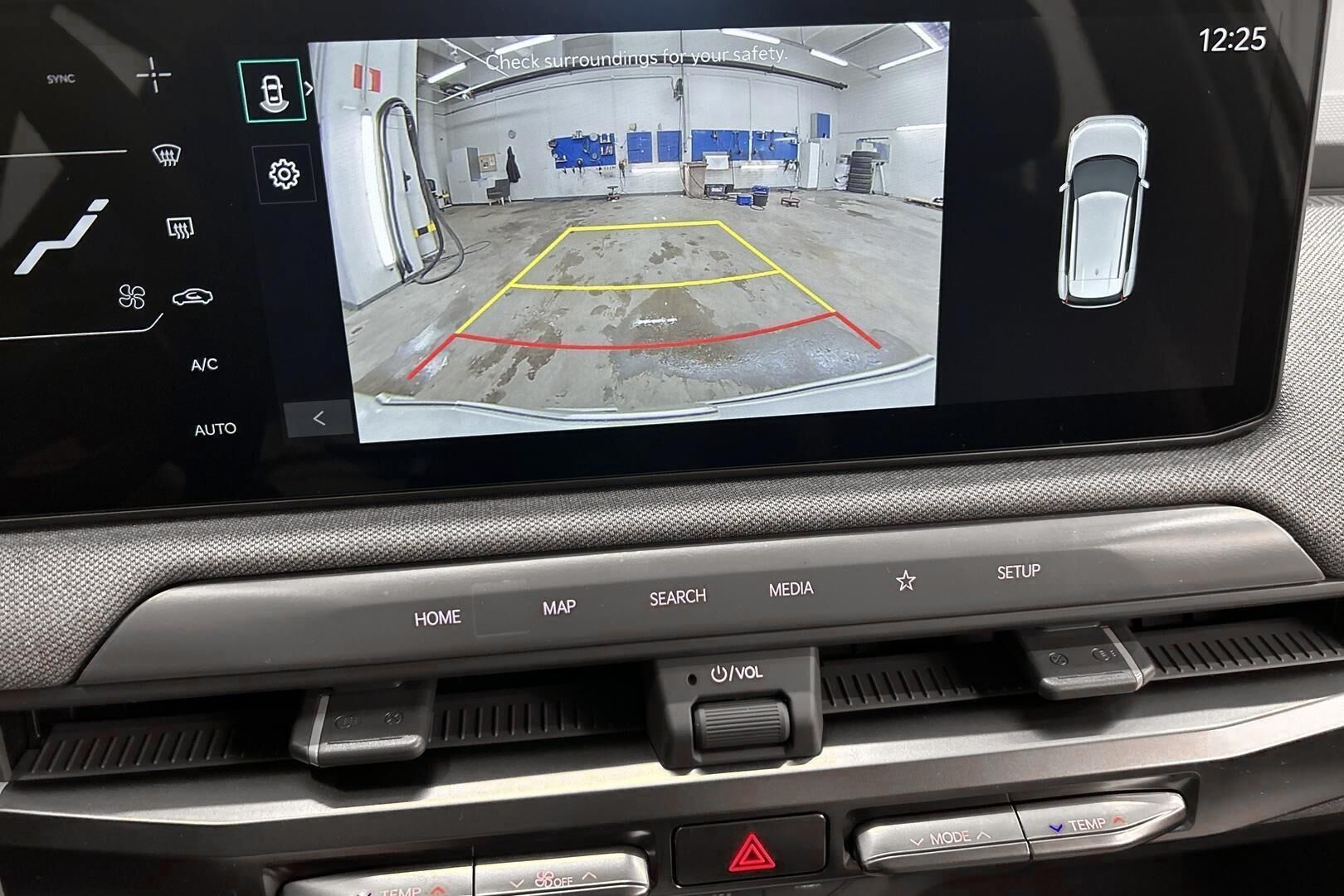 Kia EV3 iso kuva 17