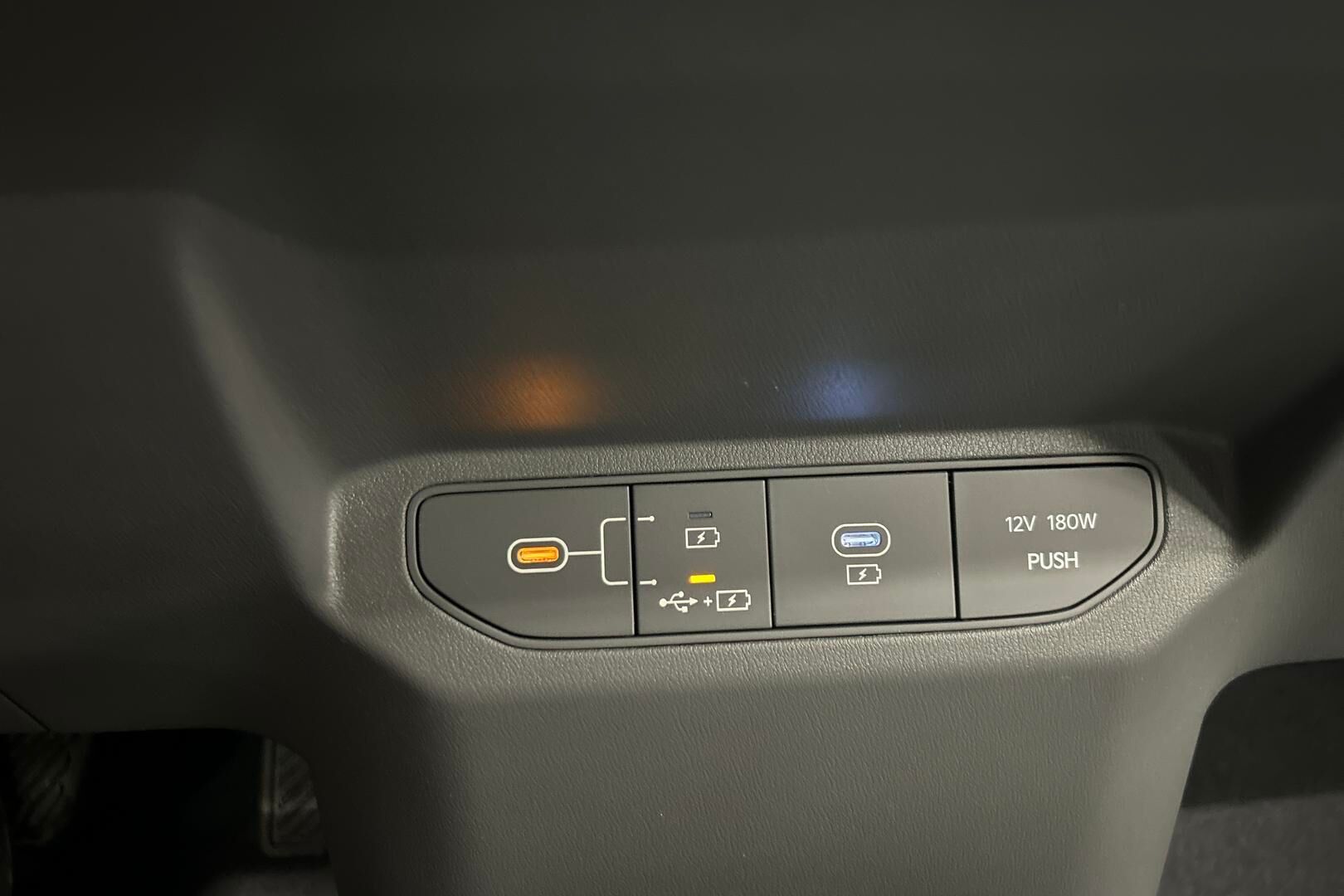 Kia EV3 iso kuva 19