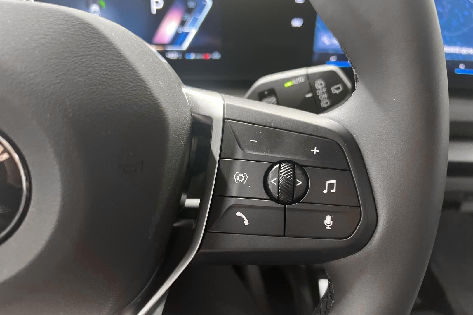 BMW 1-sarja iso kuva 17