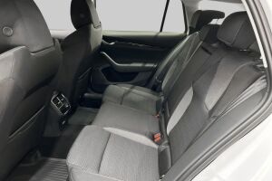 Skoda Octavia esikatselu 9