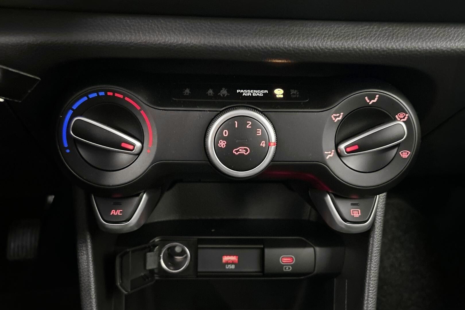 Kia Picanto iso kuva 16