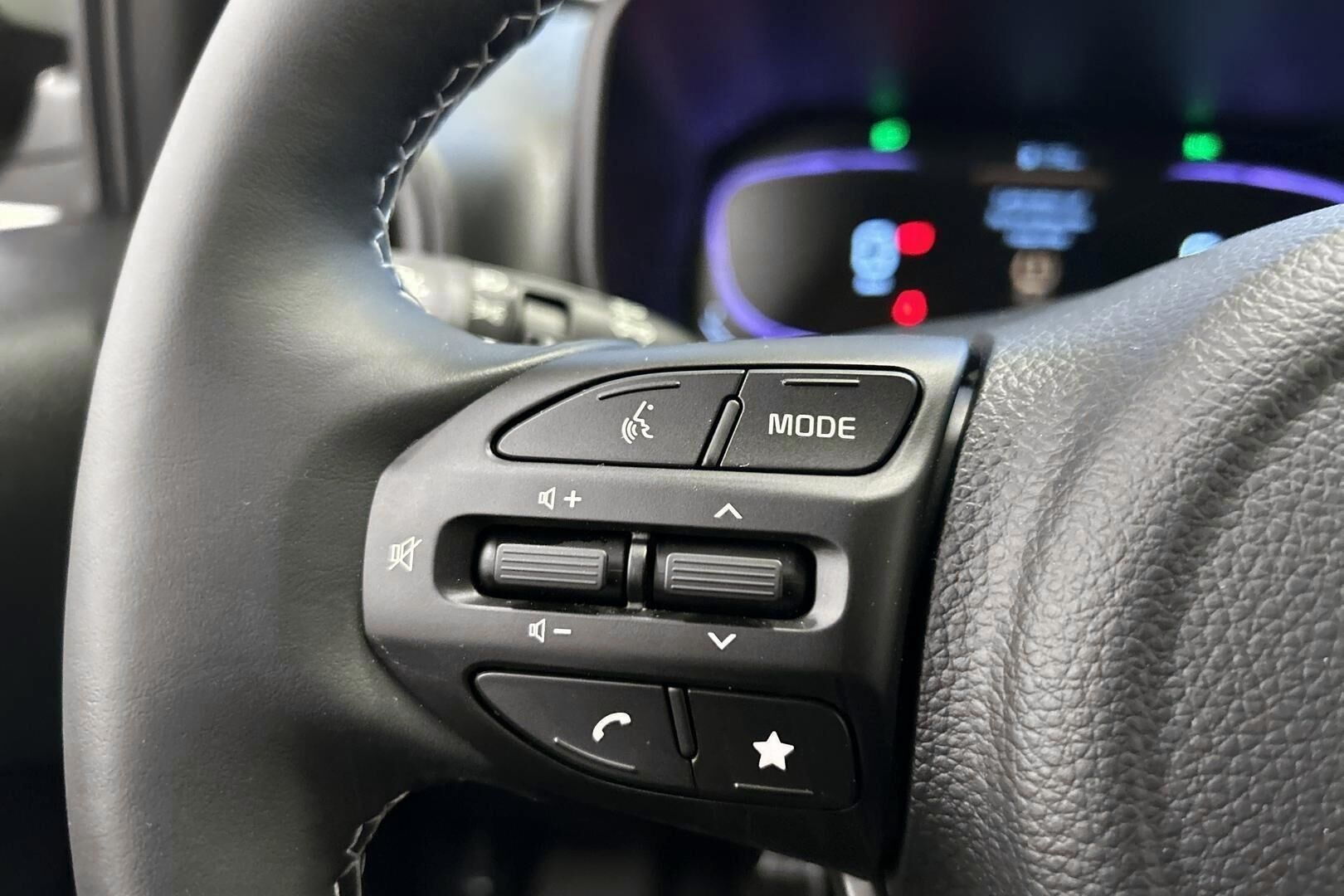 Kia Picanto iso kuva 18