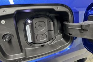 BMW iX1 esikatselu 20